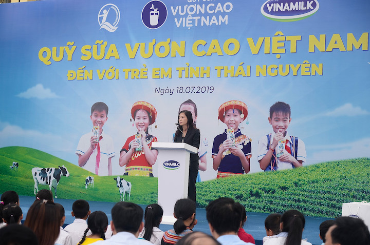 Quỹ[-]sữa[-]Vươn[-]Cao[-]Việt[-]Nam:Nỗ[-]lực[-]vì[-]sứ[-]mệnh:[-]“Để[-]mọi[-]trẻ[-]em[-]đều[-]được[-]uống[-]sữa[-]mỗi[-]ngày”